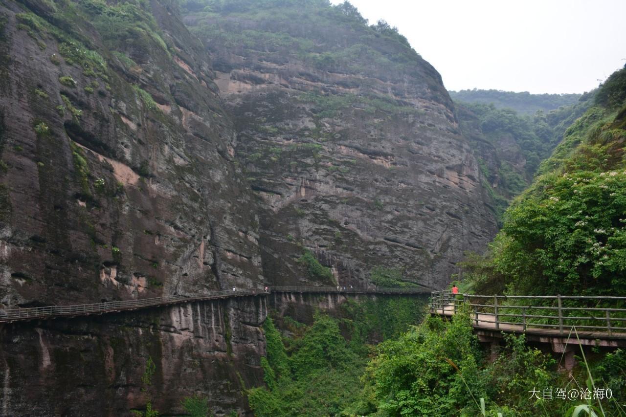 龍虎山高空棧道