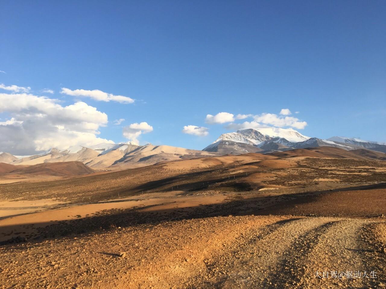 纳木那尼峰