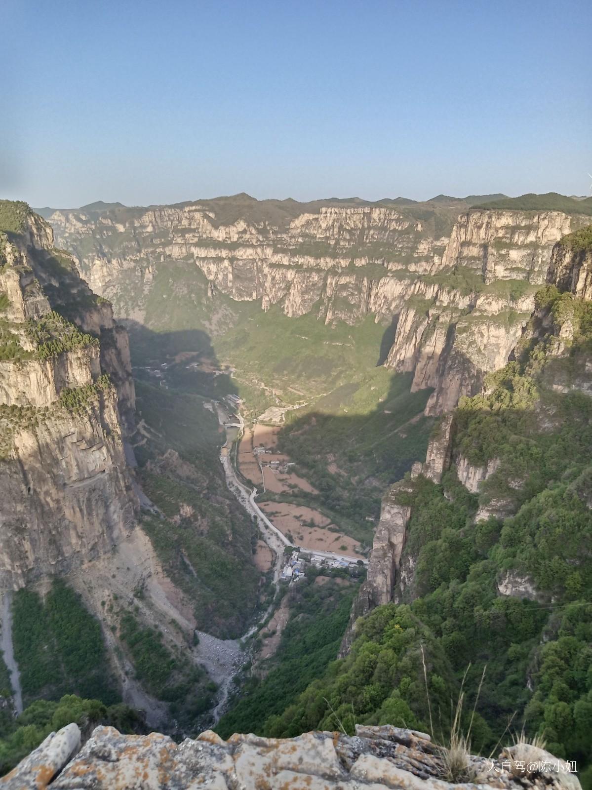 神龍灣掛壁公路