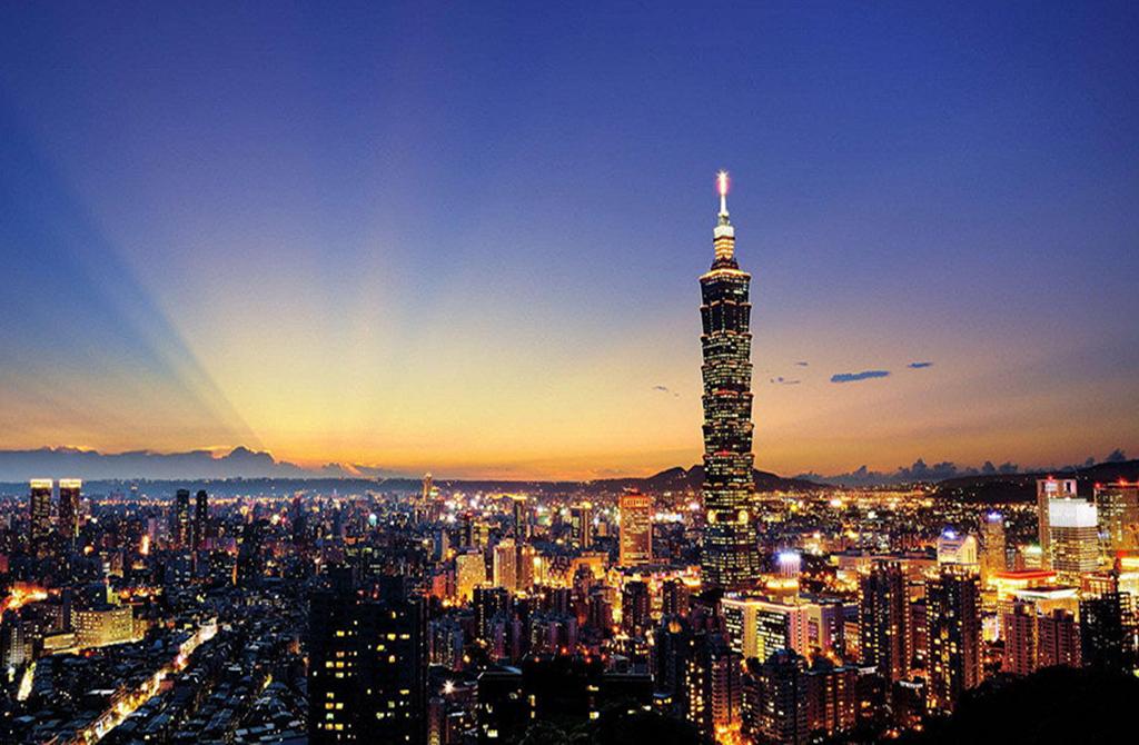台北集合11日台湾落地自驾游：日月潭-阿里山-垦丁-花莲-太鲁阁-基隆11日环岛自驾游