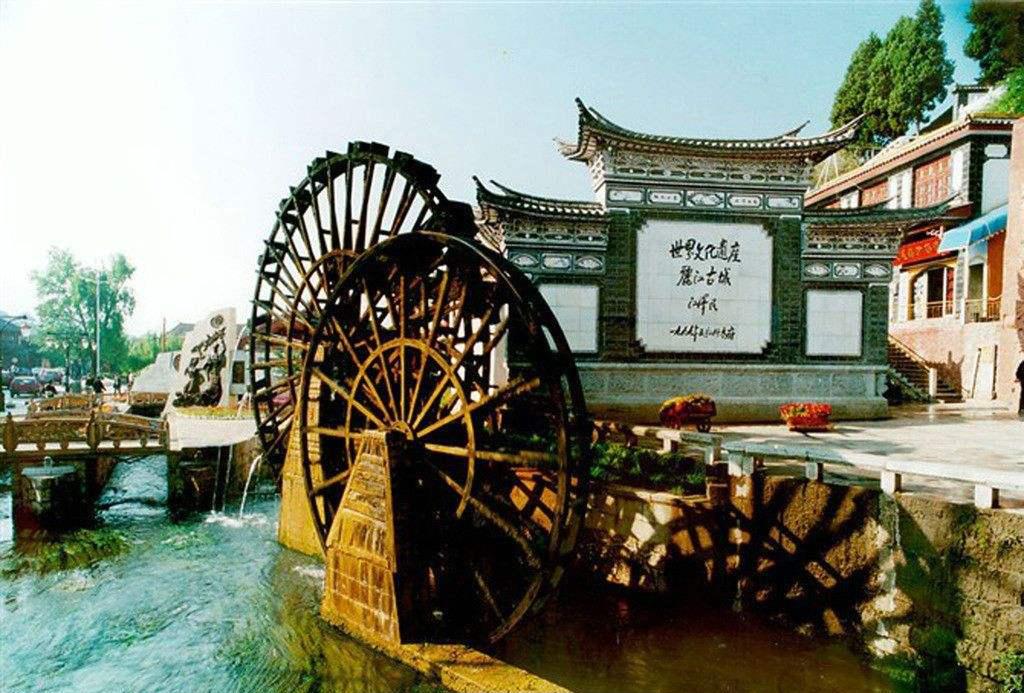 广东出发云南9日自驾游：普者黑-丽江古城-玉龙雪山-罗平油菜花9日休闲自驾游