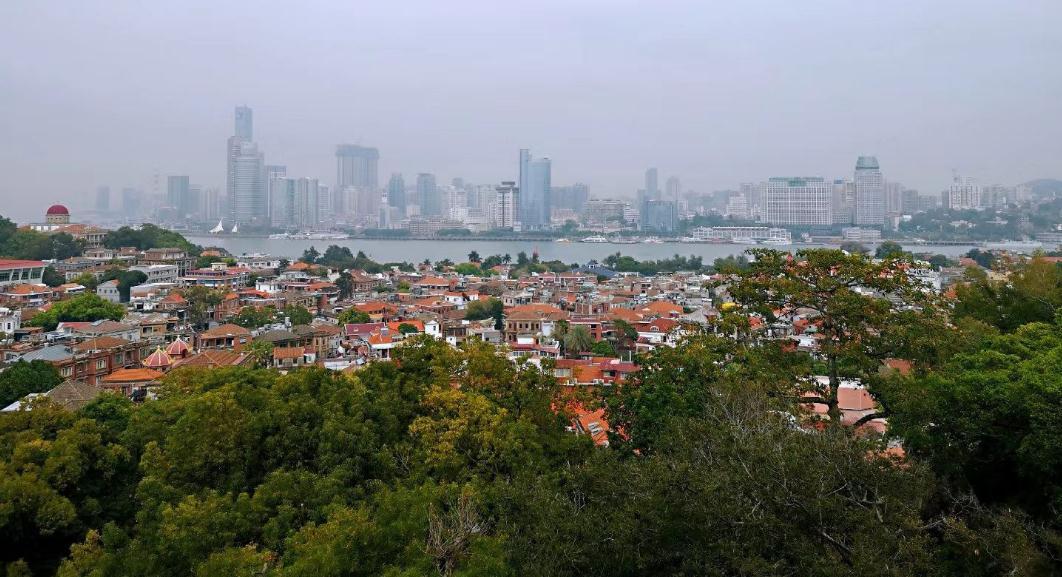 广东出发厦门4日精品房车自驾游:十里蓝山-鼓浪屿-南普陀寺-土楼4日房车自驾游