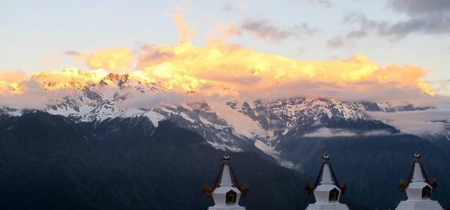 湖南出发15日西藏珠峰自驾：滇藏线-梅里雪山-G318景观大道-青藏线15日自驾游