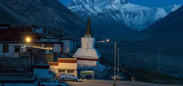 成都出发西藏15日自驾游：川藏南线-珠峰公园-布达拉宫-羊卓雍措-可可西里15日自驾游