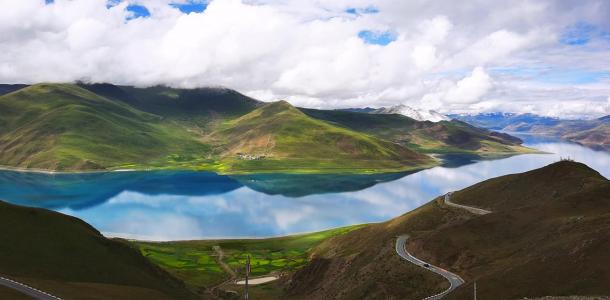 成都出发西藏9日包车自驾：新都桥-然乌湖-鲁朗-林芝-拉萨小包团9日自驾游