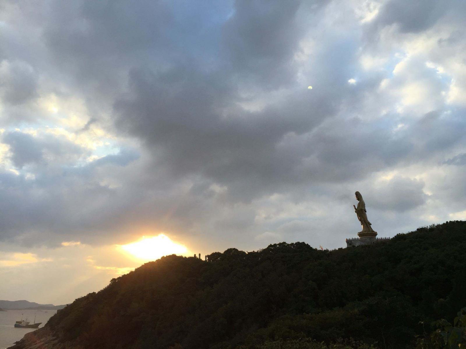 山东出发自驾普陀山祈福6日游：浙江西塘-普陀山-绍兴-杭州6日