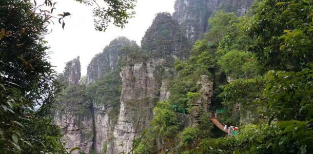 深圳出发广西金秀3日自驾游：广西金秀水墨山水温泉-莲花山-圣堂湖3天休闲自驾游