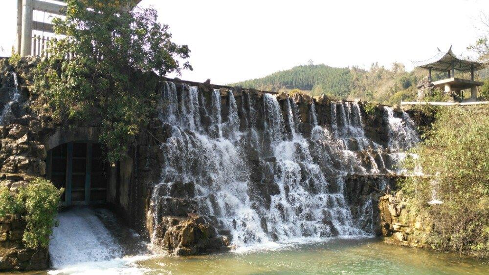 师宗凤凰谷景区