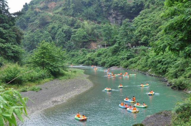 国庆湖北省内自驾游八大景点推荐,湖北周边自驾游最受