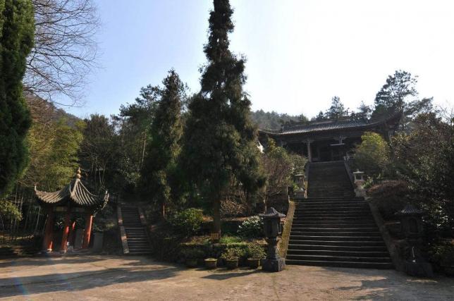 2.三都胜境