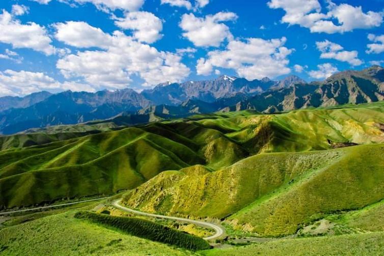 新疆塔城周边这5个自驾游景点最值得一去,新疆塔城出发自驾游最佳线路