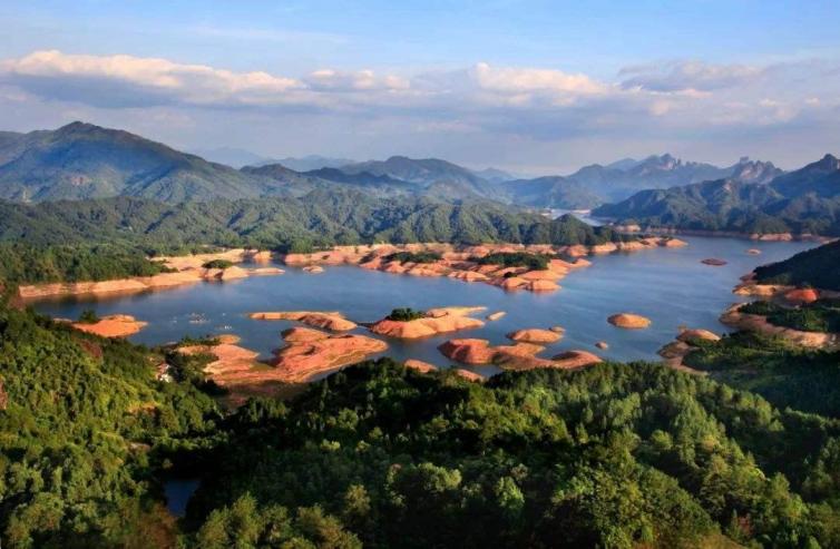 有趣的三明自驾游目的地推荐    三明市瑞云山风景名胜区是国家4a级