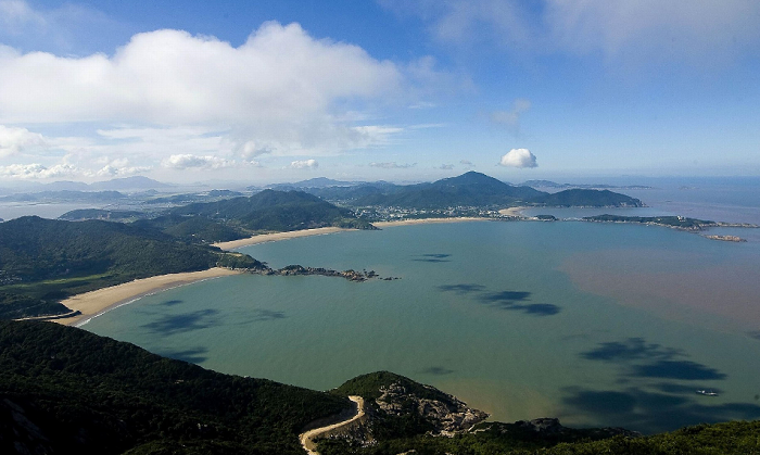 蚂蚁岛景区    蚂蚁岛地理位置:蚂蚁岛位于浙江舟山普陀区金三角旅游