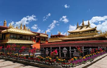 西藏自驾游要在对的时间去对的地方，2021春季西藏最美旅行时刻表