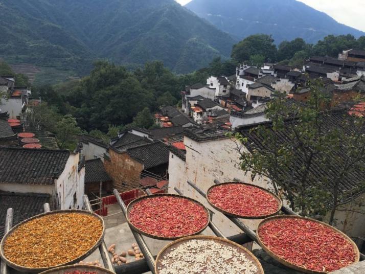 婺源篁嶺村好玩嗎