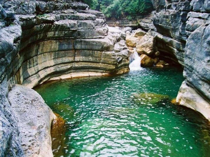 平塘掌布风景区