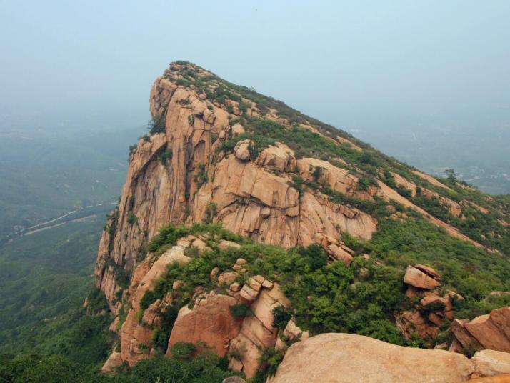 平山黄金寨原生态旅游景区