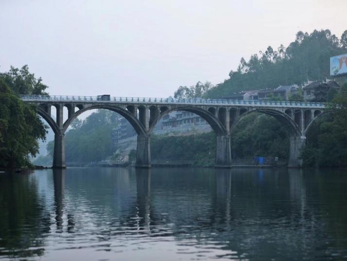 花垣茶峒邊城景區(qū)圖片
