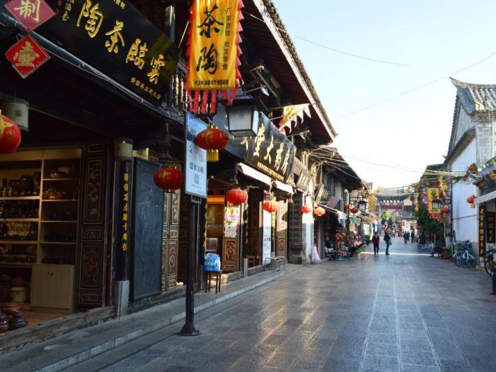 红河建水古城