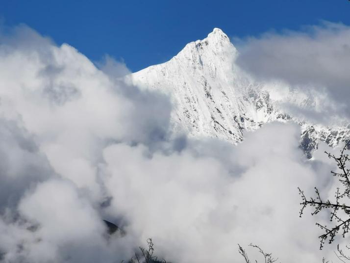迪庆梅里雪山好玩吗
