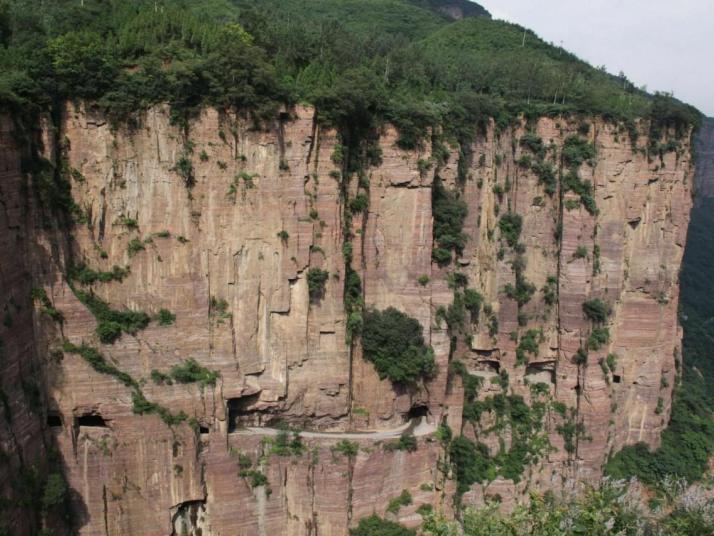 辉县郭亮挂壁公路图片