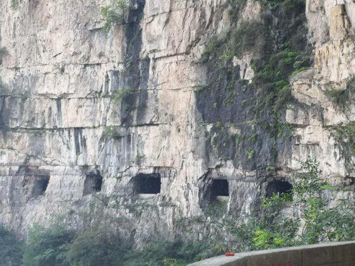 平順錫崖溝掛壁公路好玩嗎