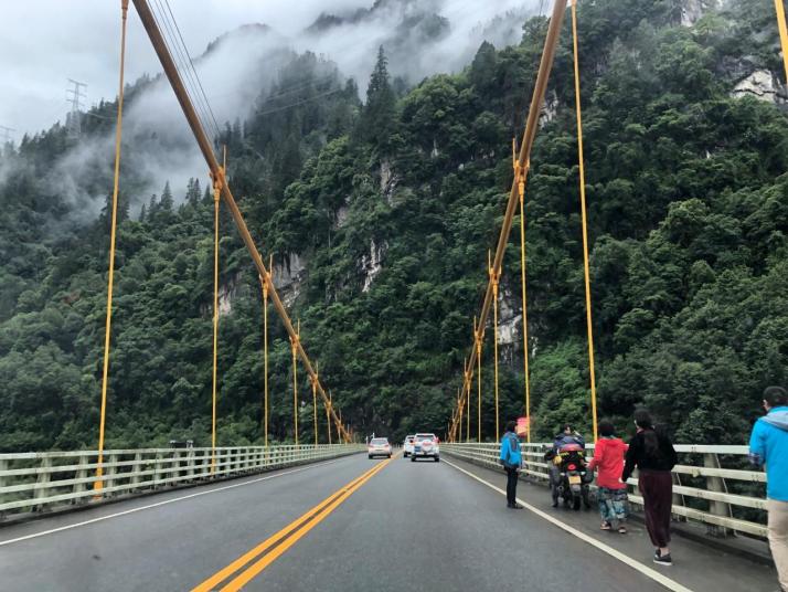 波密通麥大橋