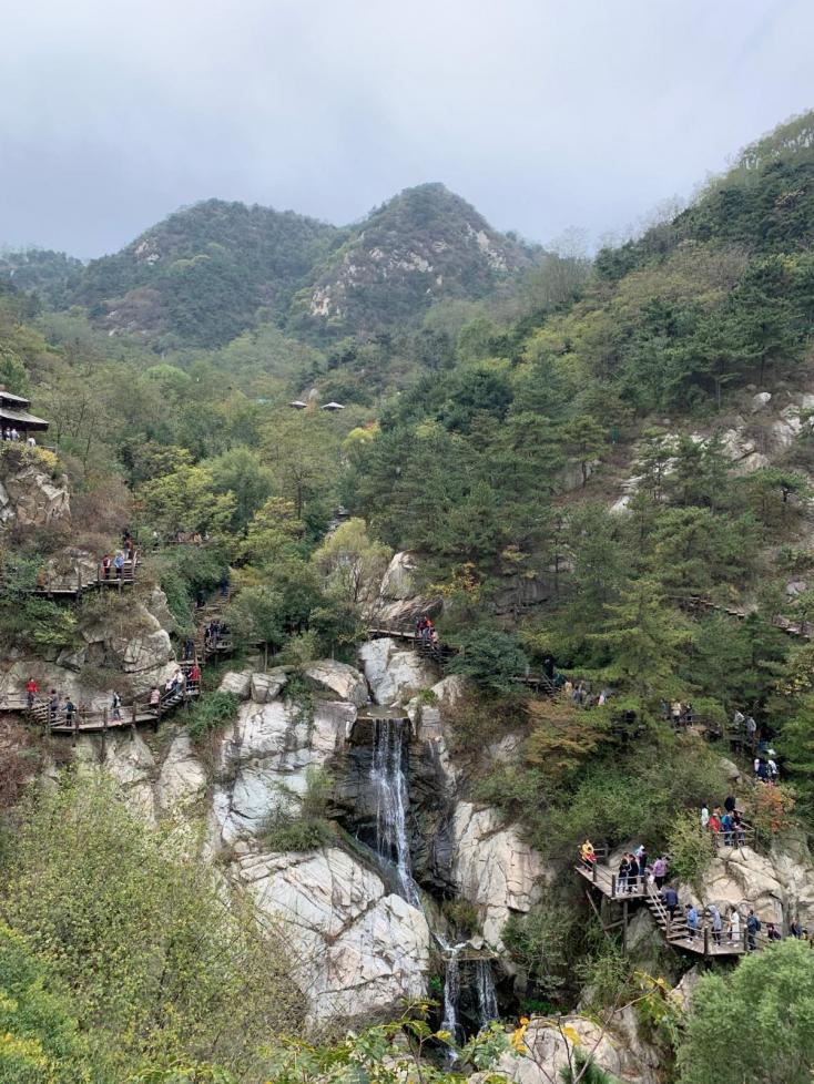 青岛出发山东周边3日自驾游:雪野湖-九如山瀑布群-平阴玫瑰园3日山东