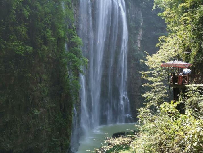 宜昌三峡大瀑布