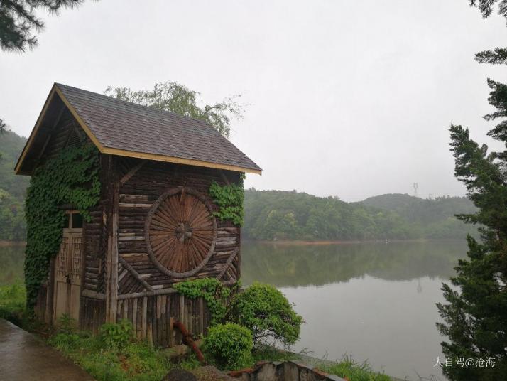 宁国恩龙世界木屋村