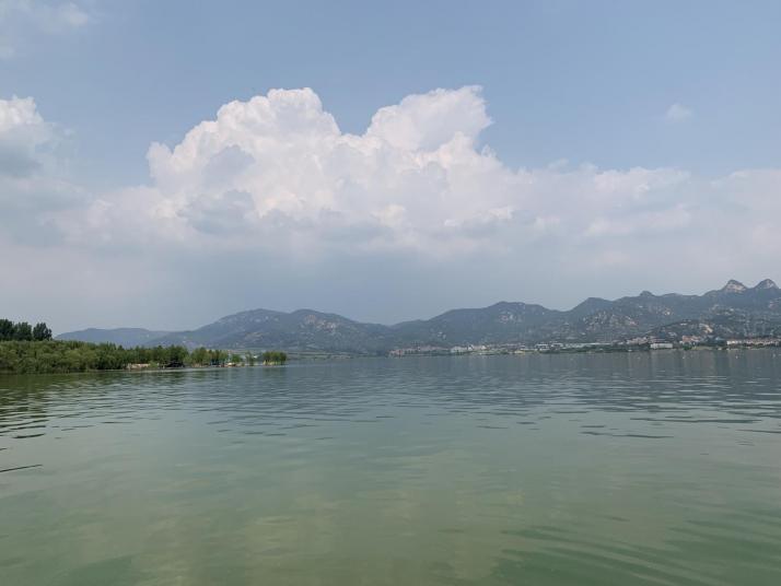 萊蕪雪野湖旅游區(qū)