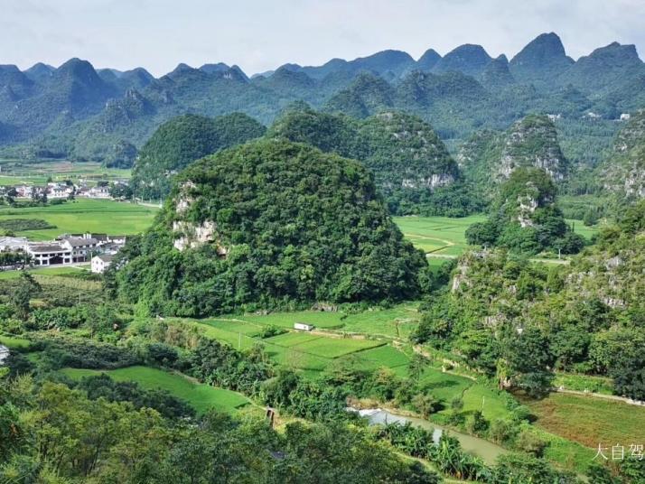 興義萬(wàn)峰林