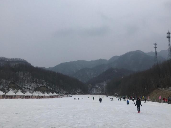 西峡老界岭滑雪场