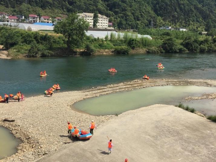 石台秋浦河怪潭漂流