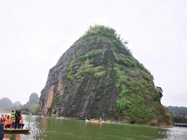 貴溪仙水巖蘆溪河竹筏漂流圖片