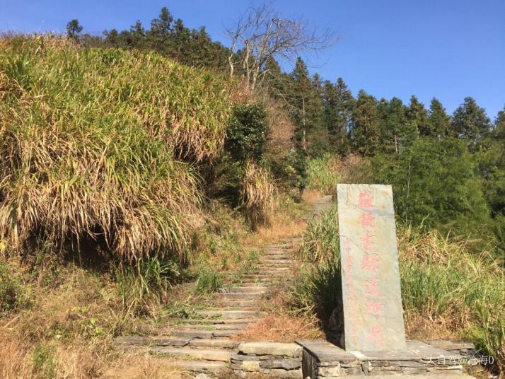 婺源岭脚村好玩吗