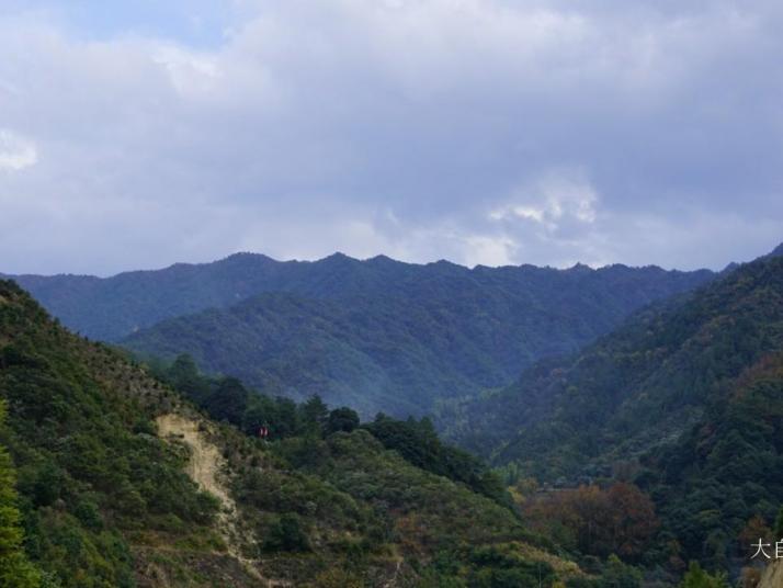 婺源石门山峡谷好玩吗