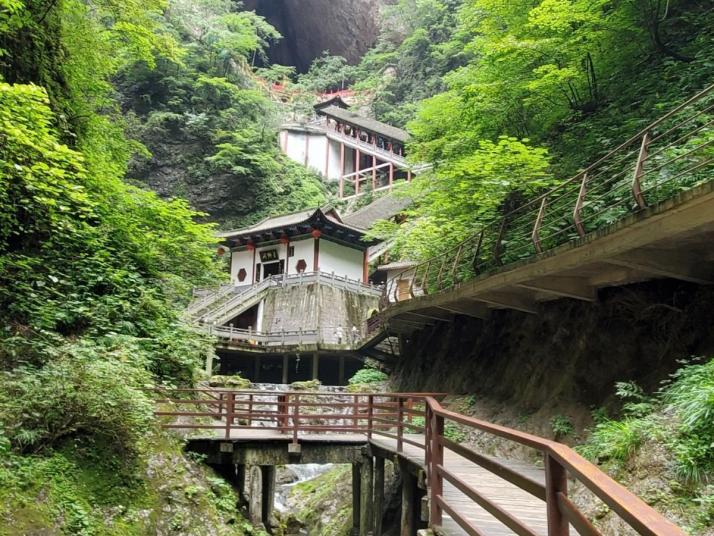 商南金絲峽景區(qū)好玩嗎