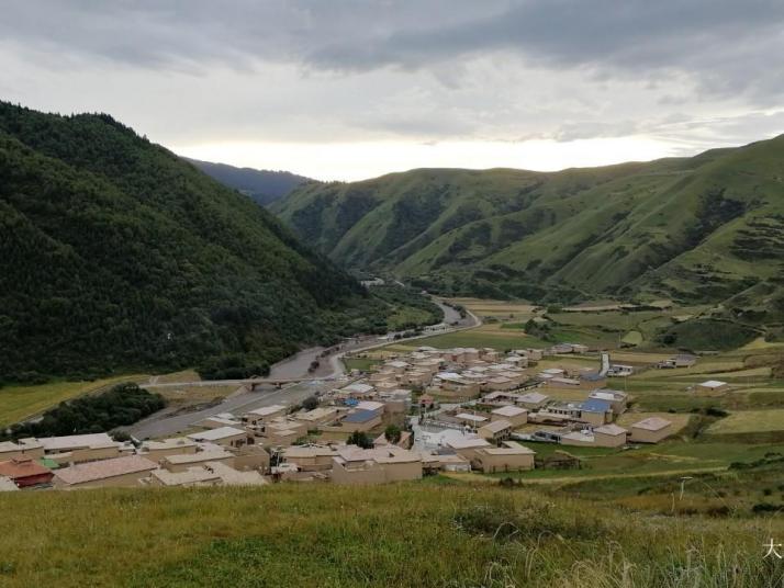 阿坝神座村图片