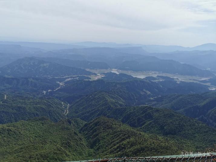 洪雅瓦屋山图片