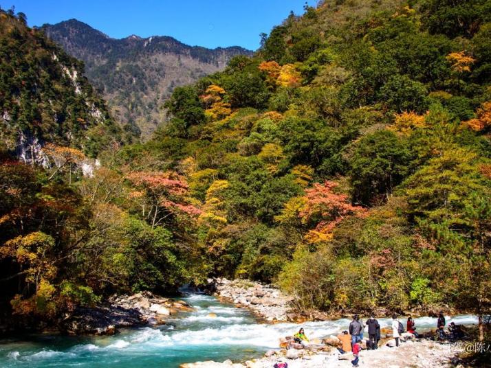 宝兴东拉山大峡谷