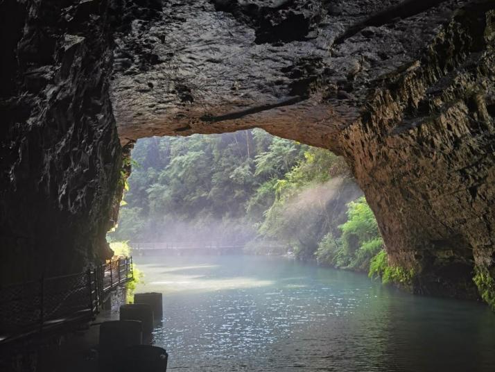 綏陽十二背后旅游風景區(qū)圖片