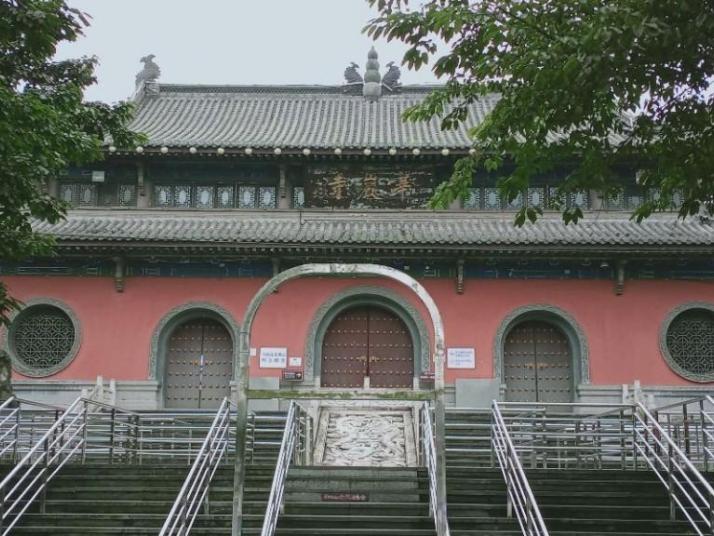 重庆华岩寺