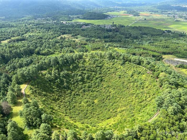 騰沖 火山地熱國家地質(zhì)公園圖片