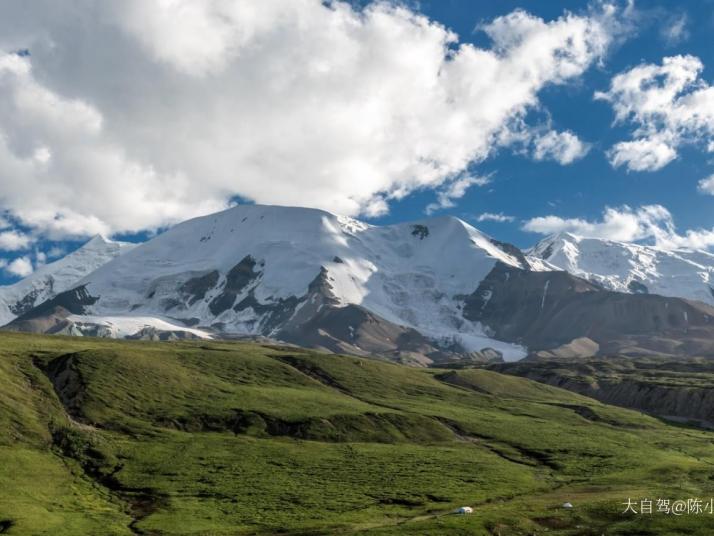 玛沁阿尼玛卿雪山好玩吗