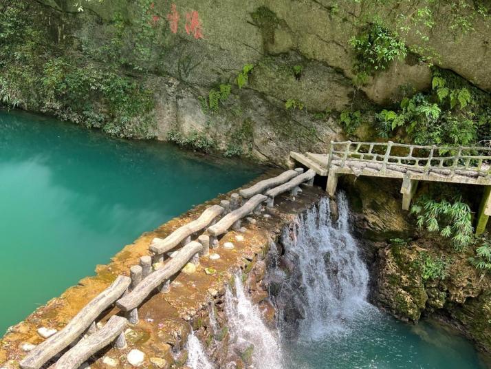 鹤峰屏山风景区图片