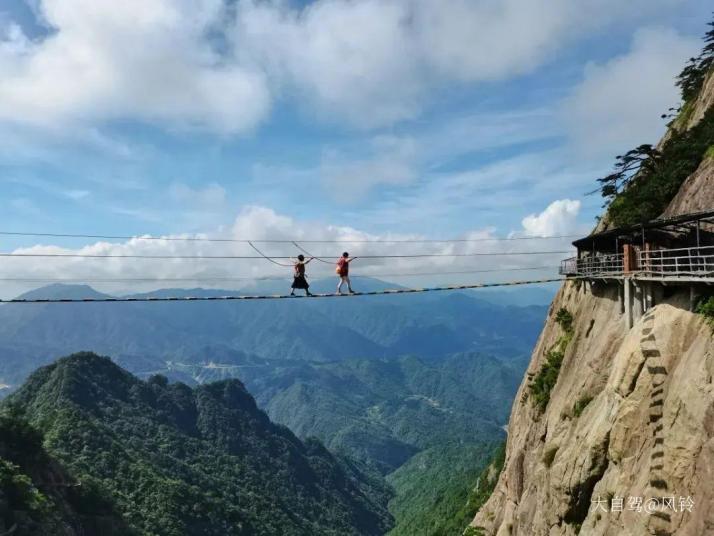 岳西明堂山风景区图片