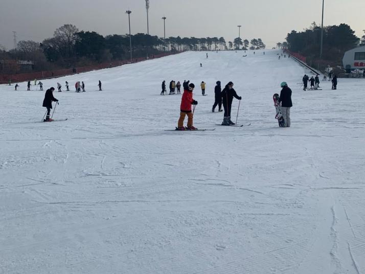 沈陽棋盤山冰雪大世界好玩嗎