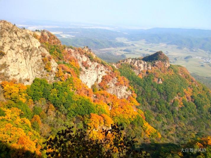 蛟河拉法山红叶谷图片