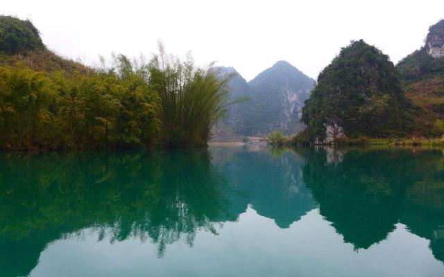 广西中越边境自驾游:巴马长寿村-德天大瀑布-通灵大峡谷-北海银滩7日游